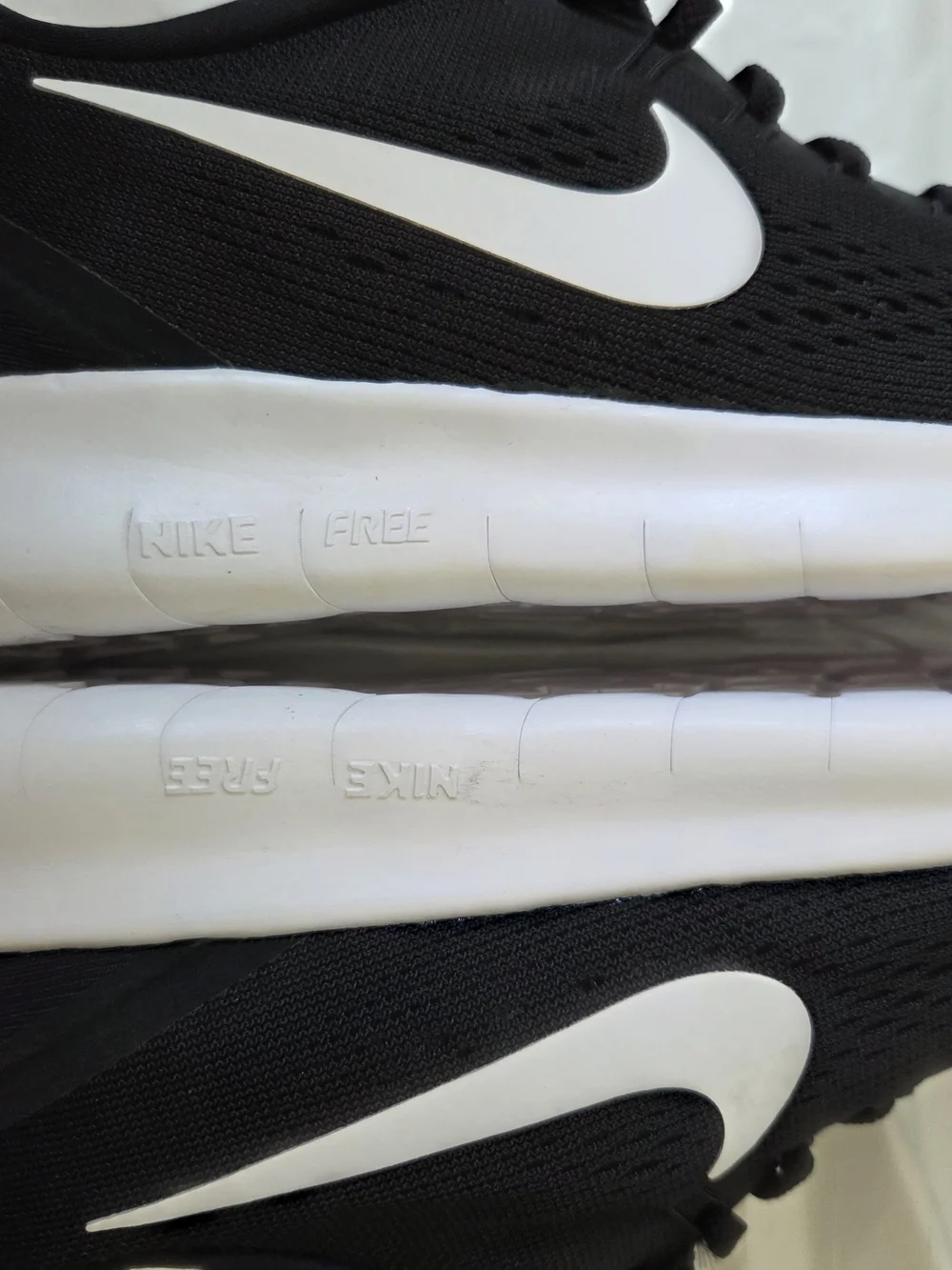Nike Free RN 2016 Black White Volt Run Natural